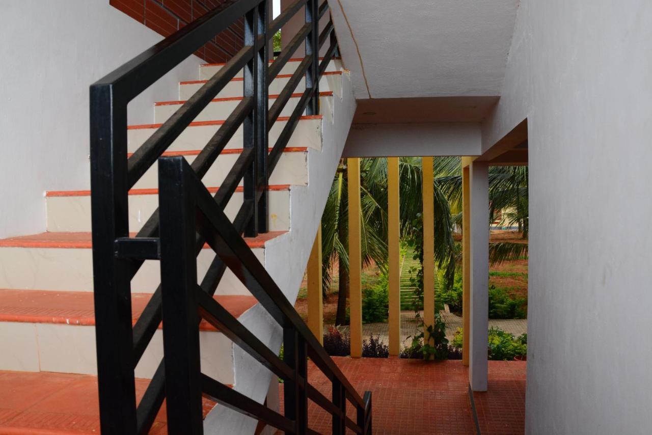Claynest Resorts Kuttālam 外观 照片