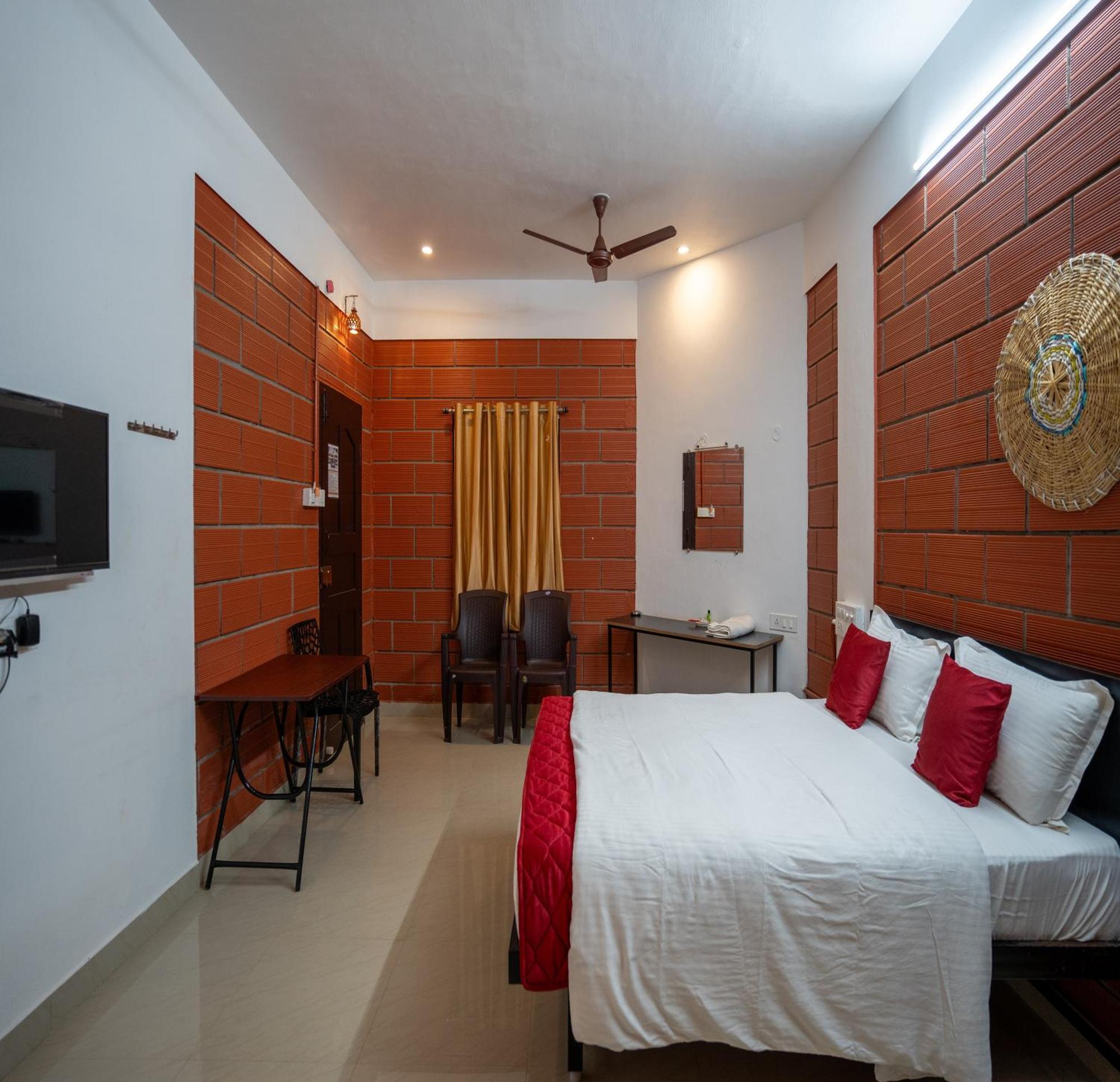 Claynest Resorts Kuttālam 外观 照片